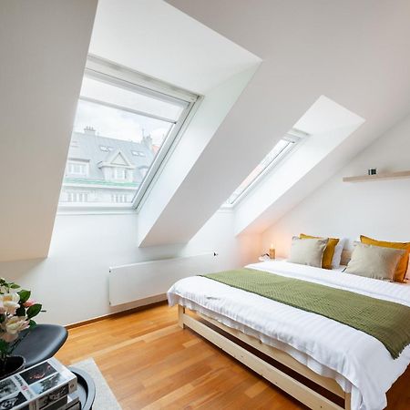 Apartment With Balcony And Parking Near The Prague Museum Dış mekan fotoğraf