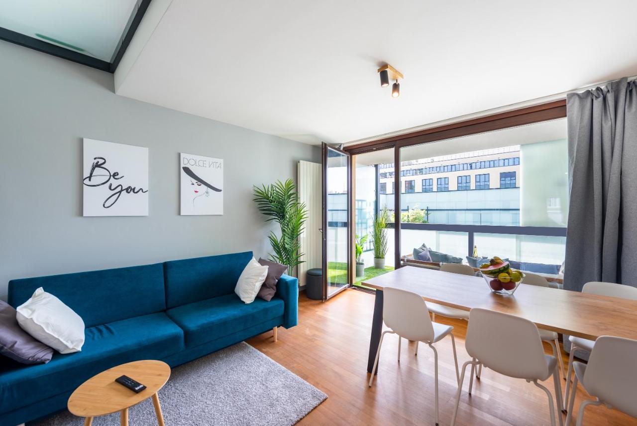 Apartment With Balcony And Parking Near The Prague Museum Dış mekan fotoğraf