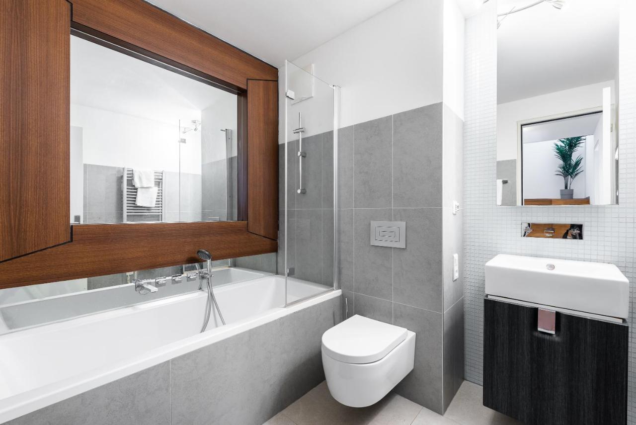 Apartment With Balcony And Parking Near The Prague Museum Dış mekan fotoğraf