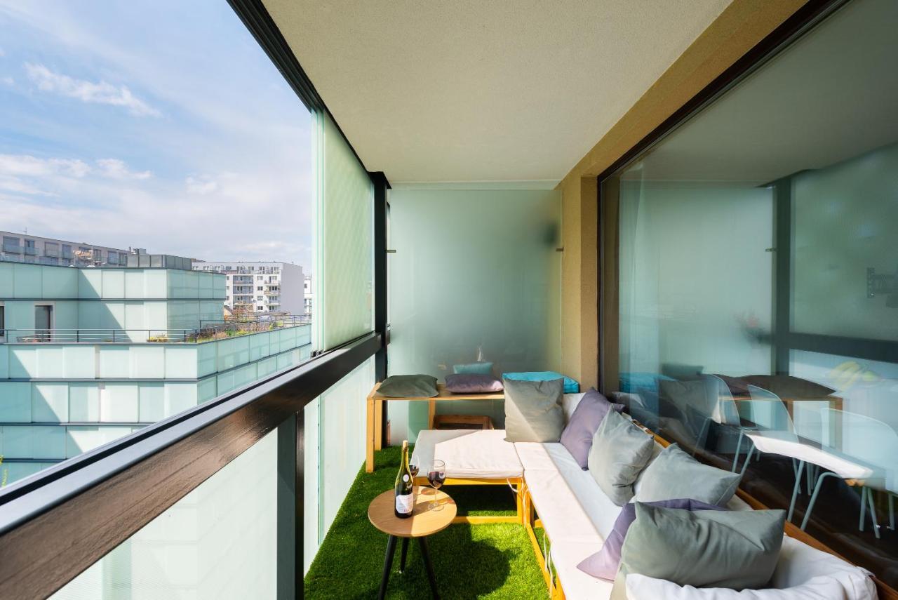 Apartment With Balcony And Parking Near The Prague Museum Dış mekan fotoğraf