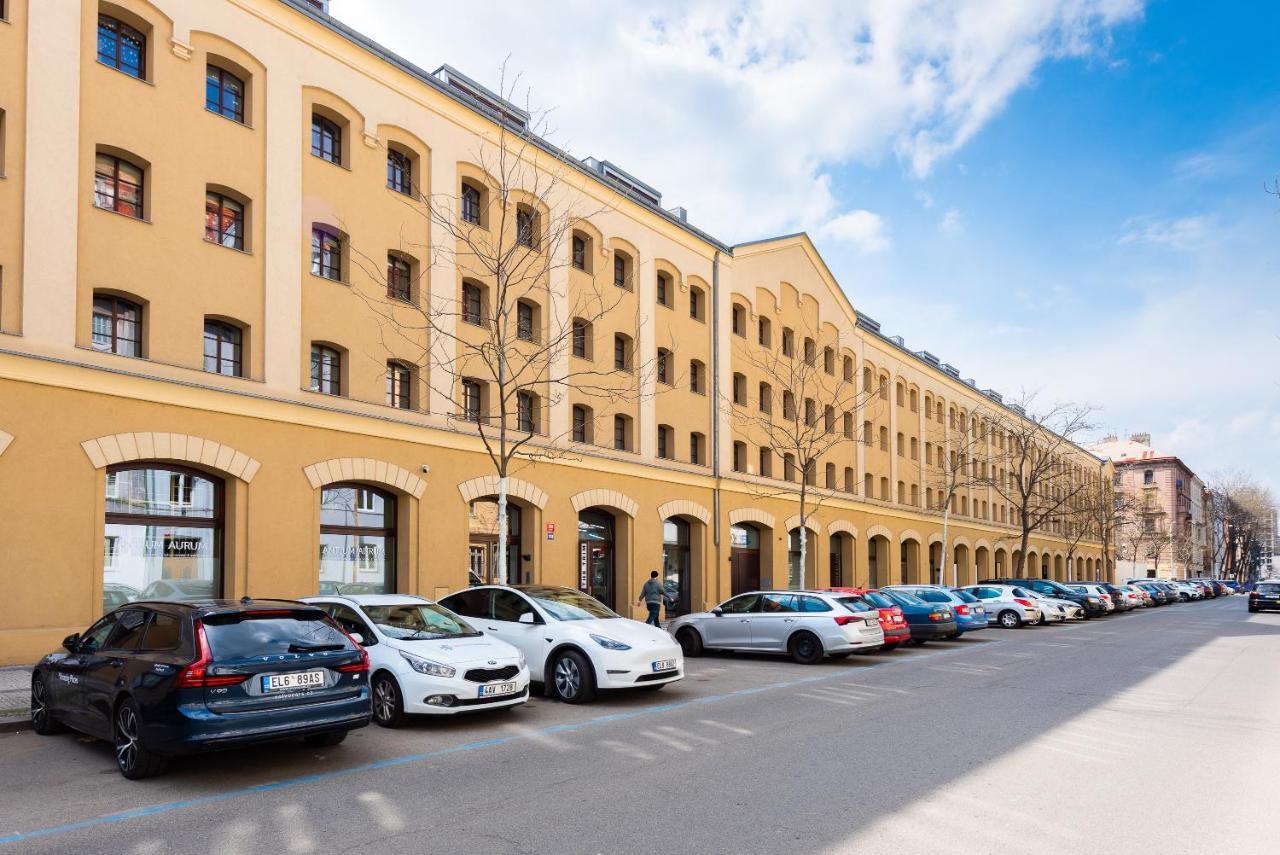 Apartment With Balcony And Parking Near The Prague Museum Dış mekan fotoğraf